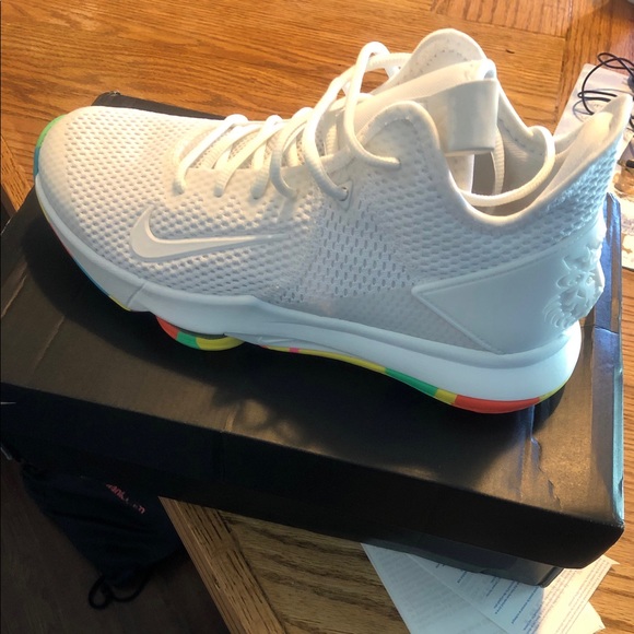 Nike | Shoes | Nike Lebron Witness Iv 
